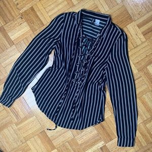 H&M DIVIDED black/white striped grommet lace up blouse Size 4